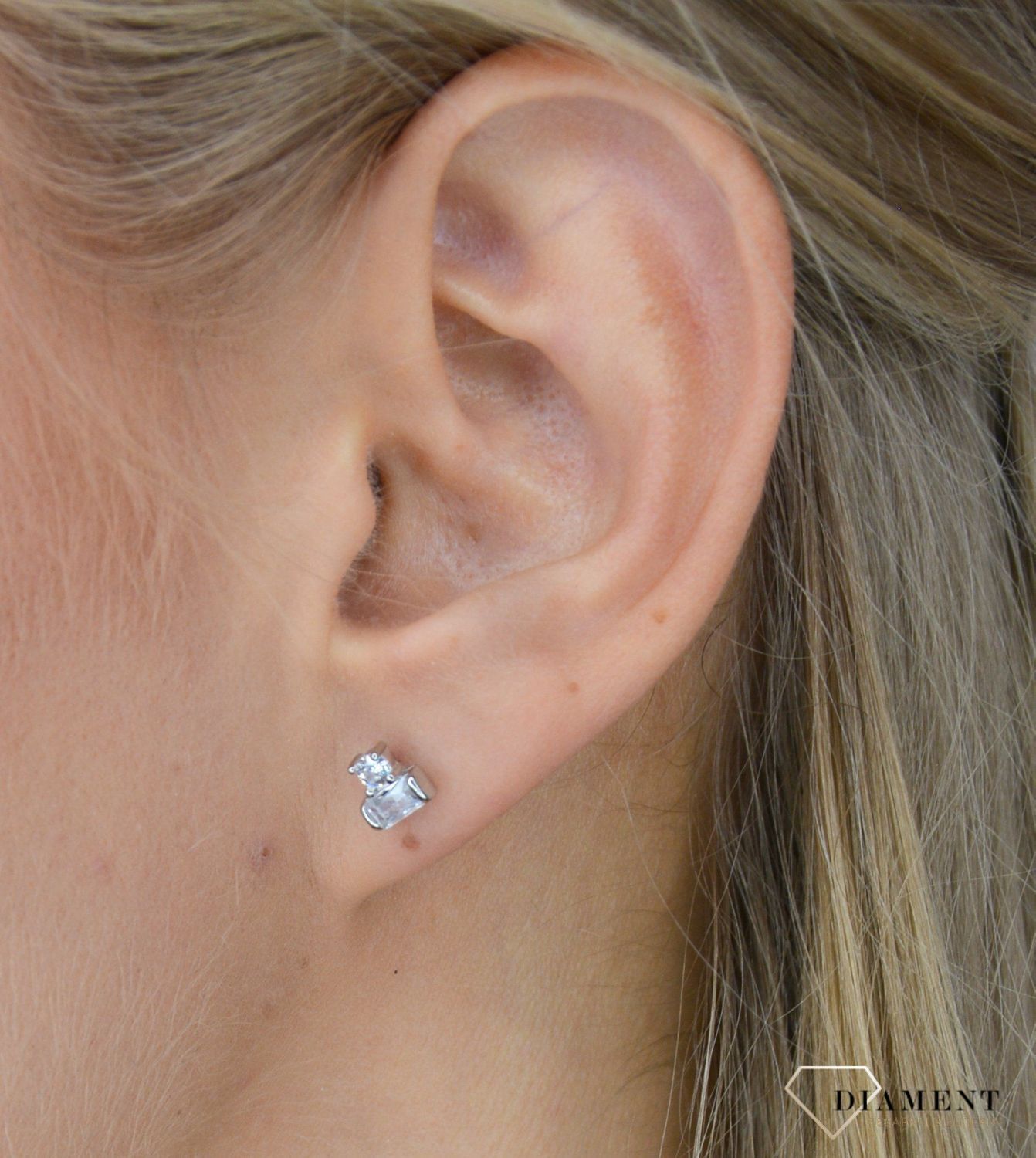 Kolczyki srebrne z cyrkonią.jpg