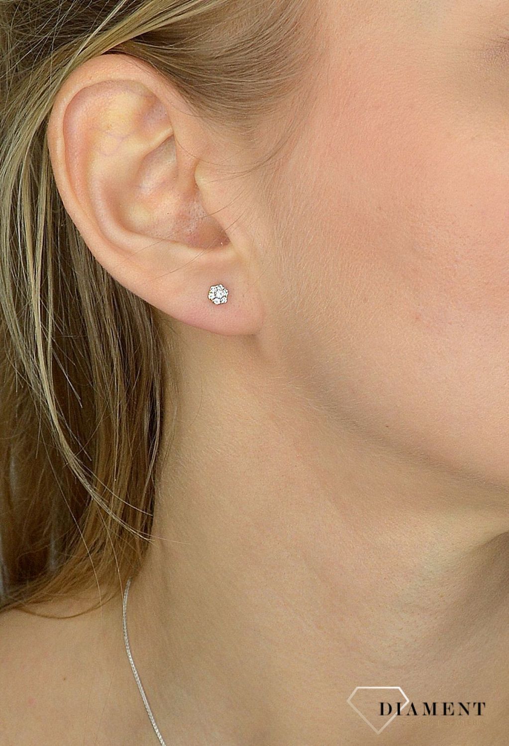 Złote kolczyki 585 cyrkonie kwiatki przy uchu DIA-KLC-0986K-585.jpg