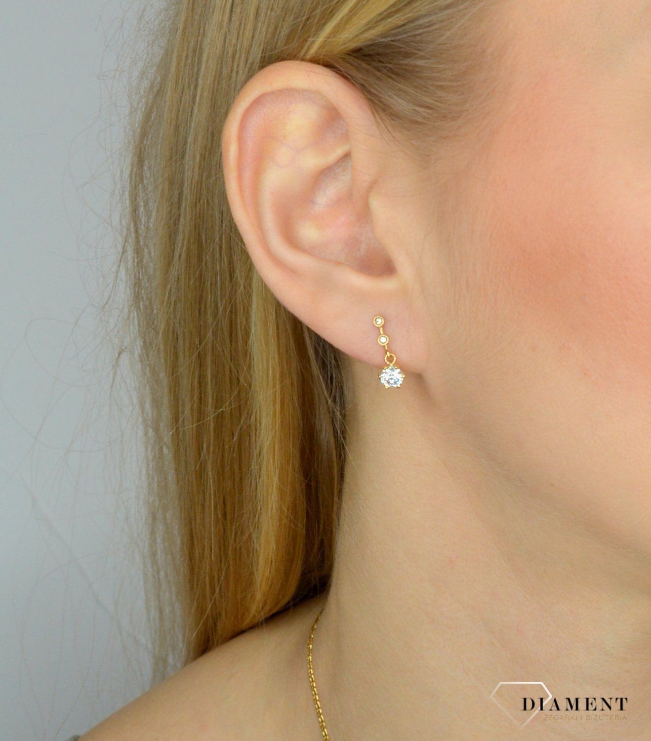 Złote kolczyki 585 wiszące zakończone kwiatkiem DIA-KLC-0987K-585.jpg