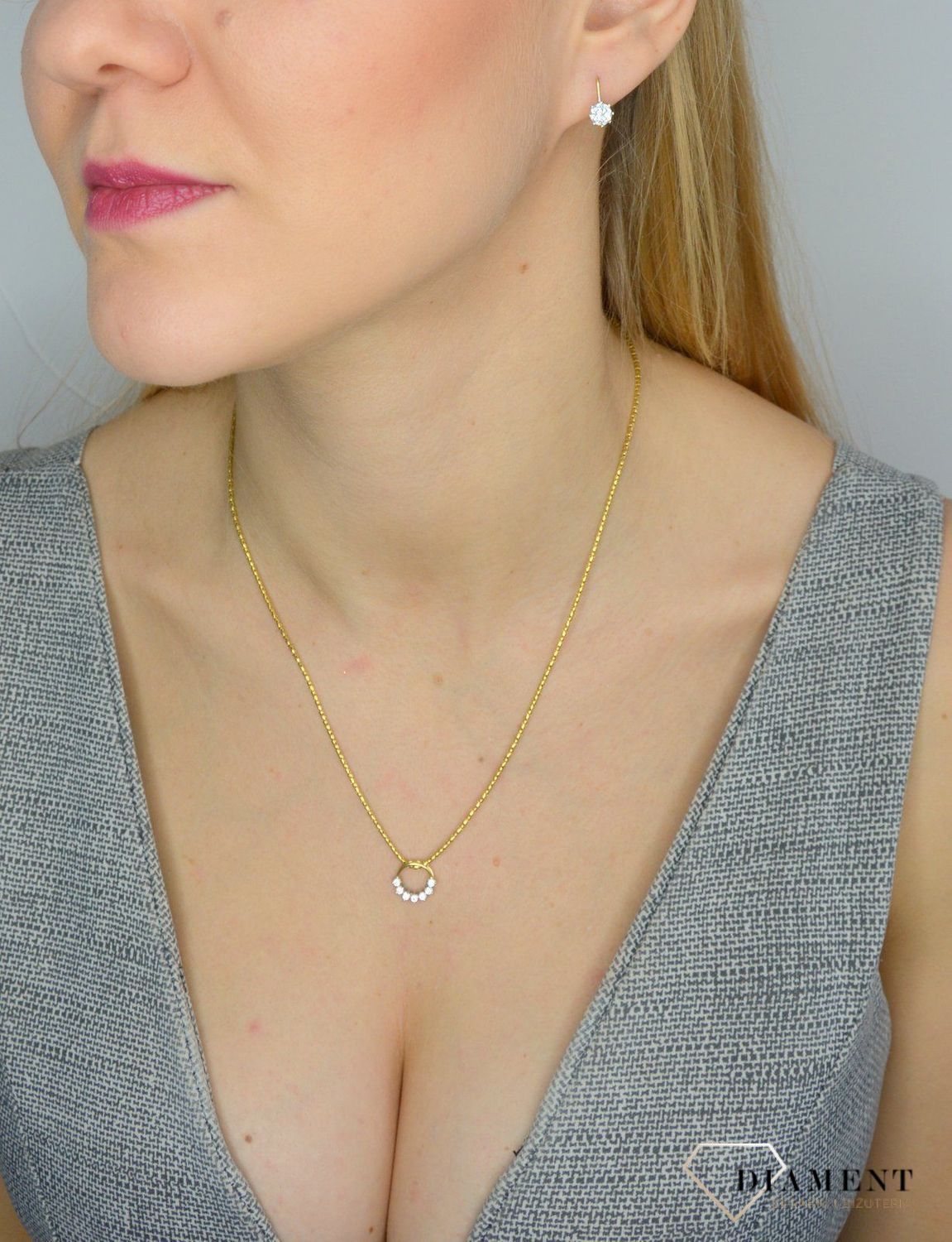 Złote kolczyki 585 cyrkonia w złotej koronie DIA-KLC-0995K-585.jpg