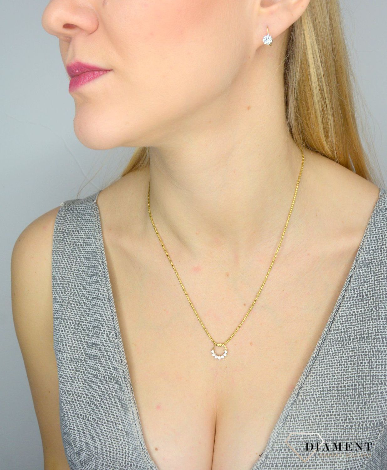 Złote kolczyki 585 cyrkonia w złotej koronie DIA-KLC-0995K-585.jpg