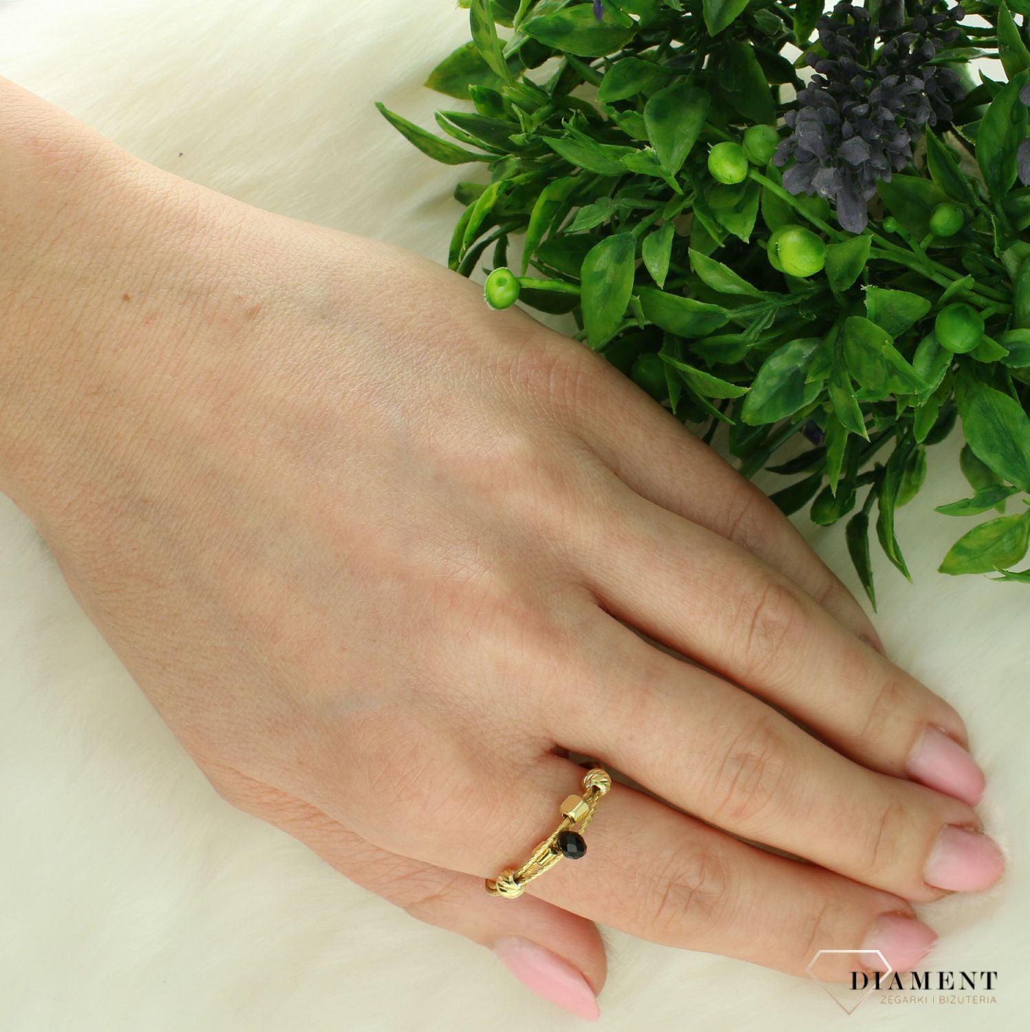 Srebrny pierścionek damski 925 pokryty złotem z koralikami rozmiar uniwersalny DIA-KLC-10014-925. Srebrny pierścionek damski. Srebrny Pozłacany pierścionek damski na prezent. Pierścionek uniwersalny. Pierścionek rozciągany..jpg