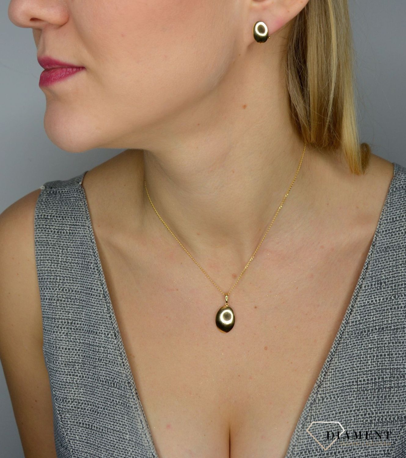 Złote kolczyki 585 gładki owal DIA-KLC-1003K-585.jpg