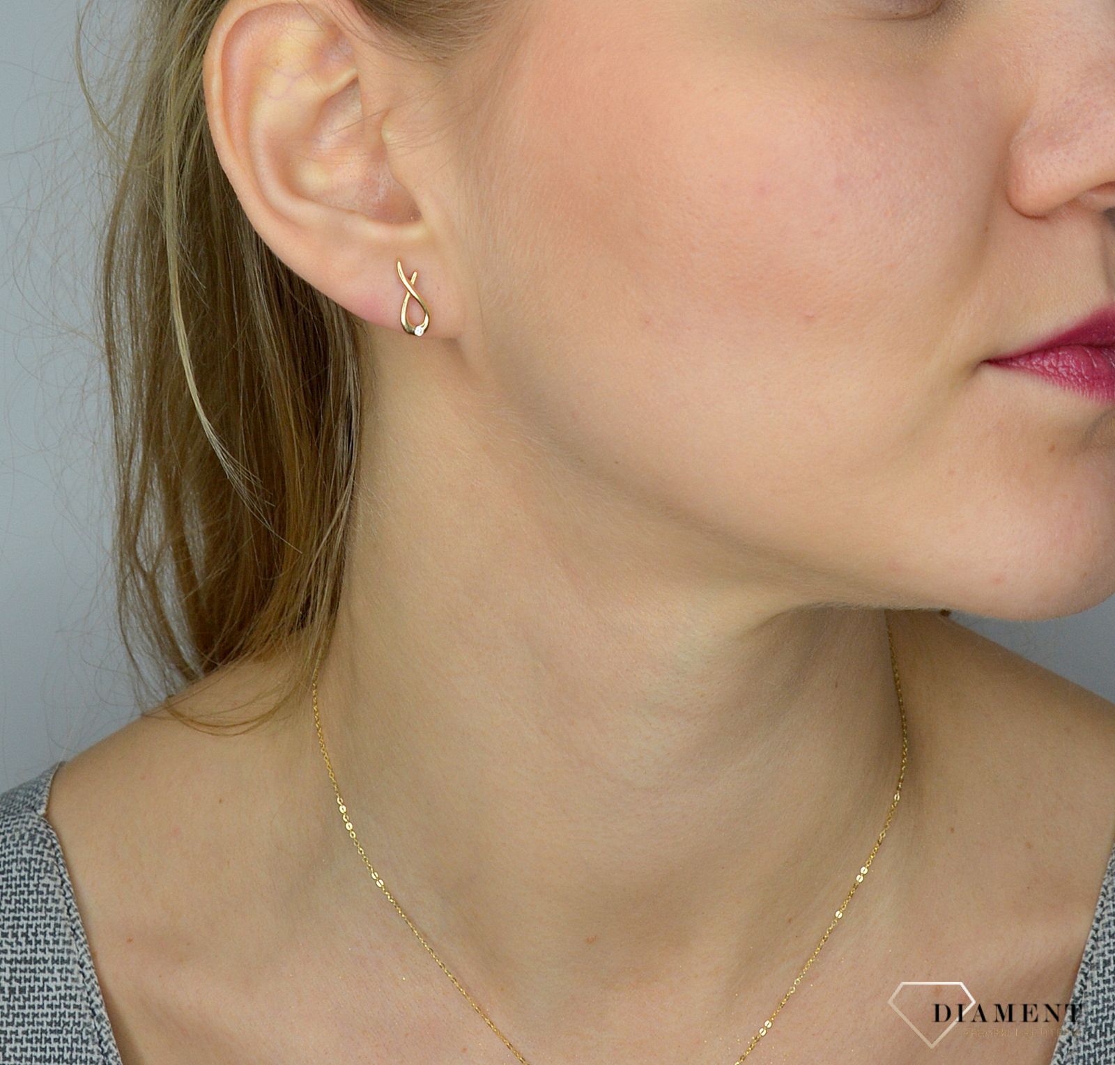 Złote kolczyki 585 ozdobione cyrkonią DIA-KLC-1009-585.jpg