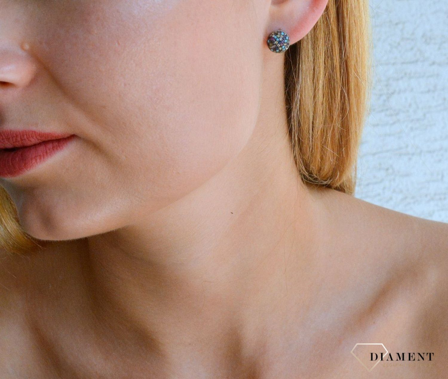 Kolczyki srebrne damskie na sztyft z kolorową cyrkonią półokrągłe DIA-KLC-10156-925.jpg