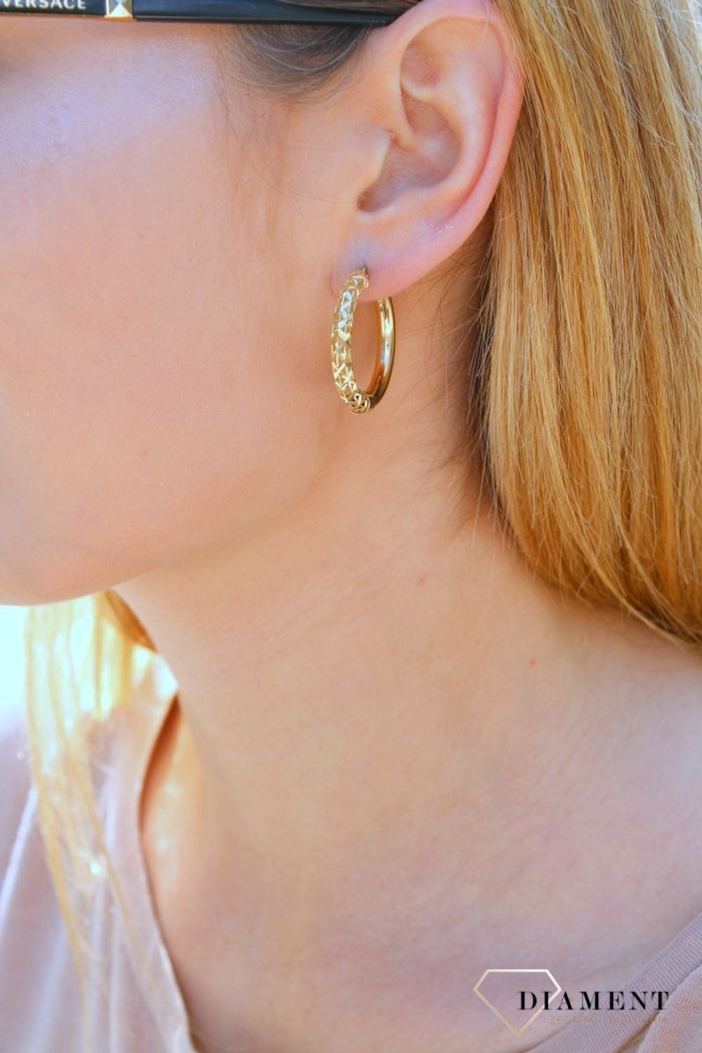 Złote kolczyki koła  Dwie biżuteryjne strony  585 DIA-KLC-10215-585d.jpg