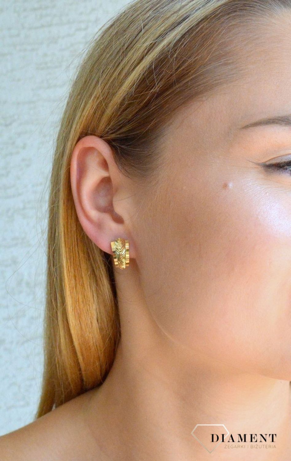 Kolczyki damskie złote grawerowane strzałki 585 DIA-KLC-10230-585.jpg