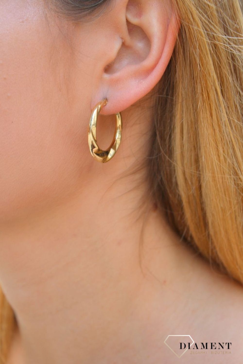 Złote kolczyki damskie  Karbowane koła  585 DIA-KLC-10238-585b (1).jpg