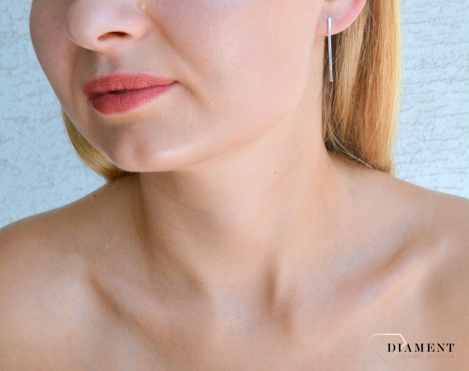 Srebrne kolczyki damskie 925 wiszące lineczki DIA-KLC-10272-925. Srebrne kolczyki damskie. Srebrne kolczyki wkrętki. Srebrne kolczyki damskie wiszące. Kolczyki srebrnena prezent..jpg