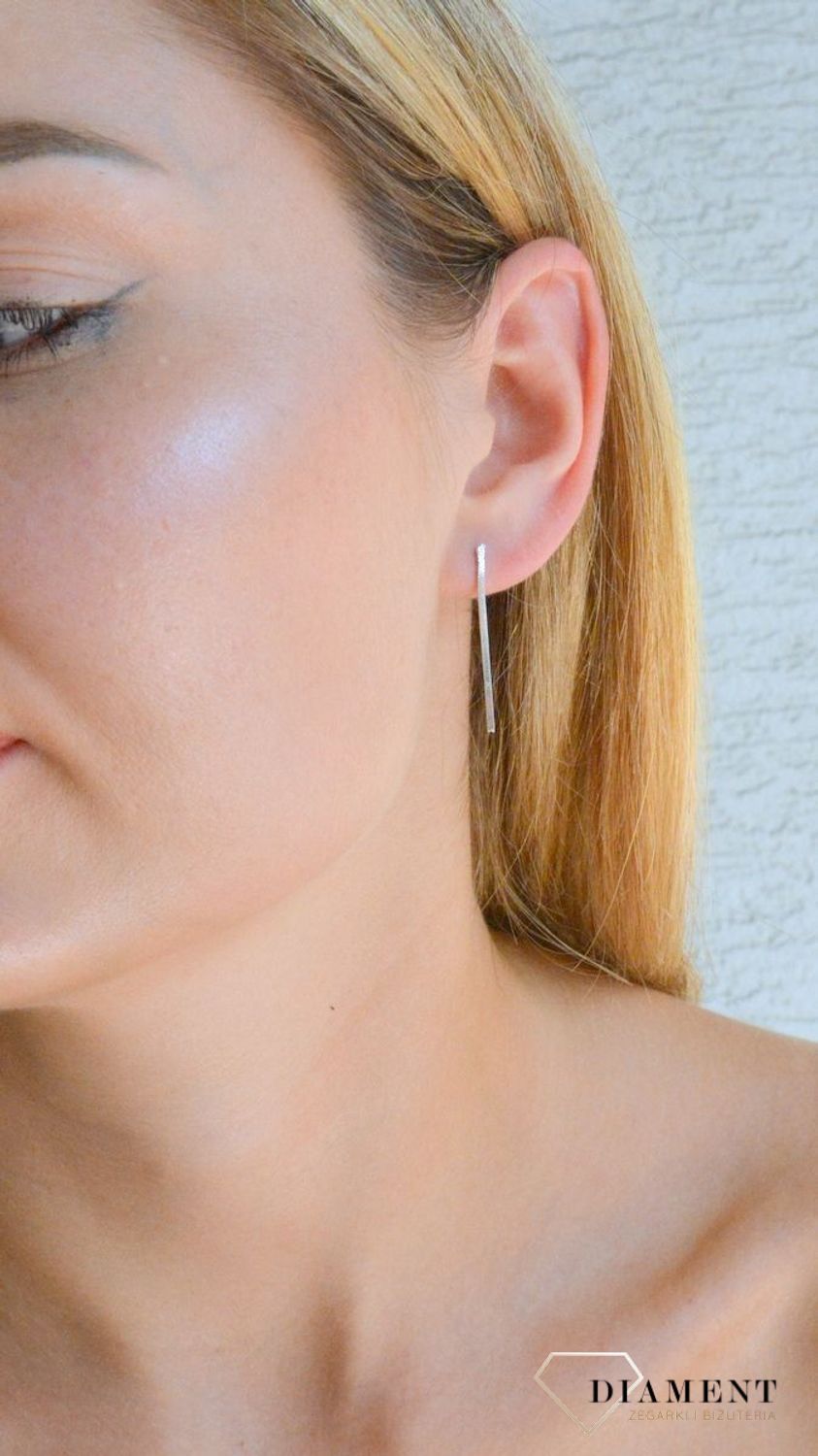 Srebrne kolczyki damskie 925 wiszące lineczki DIA-KLC-10272-925. Srebrne kolczyki damskie. Srebrne kolczyki wkrętki. Srebrne kolczyki damskie wiszące. Kolczyki srebrnena prezent..jpg