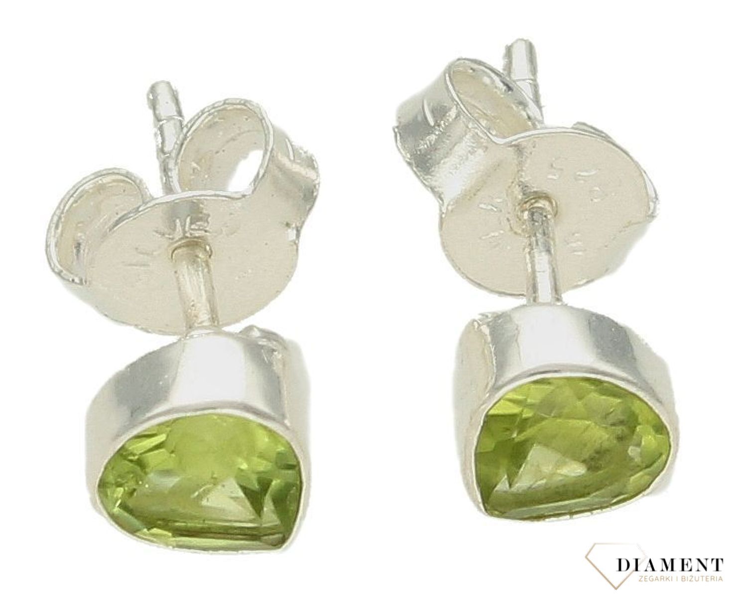 Srebrne kolczyki damskie wkrętki z zieloną cyrkonią DIA-KPL-10275-925. Srebrne kolczyki damskie. Srebrne kolczyki wkrętki. Srebrne kolczyki damskie z cyrkonią. Kolczyki srebrne na sztyft. Kolczyki srebrne z zieloną cyrkonią..jpg