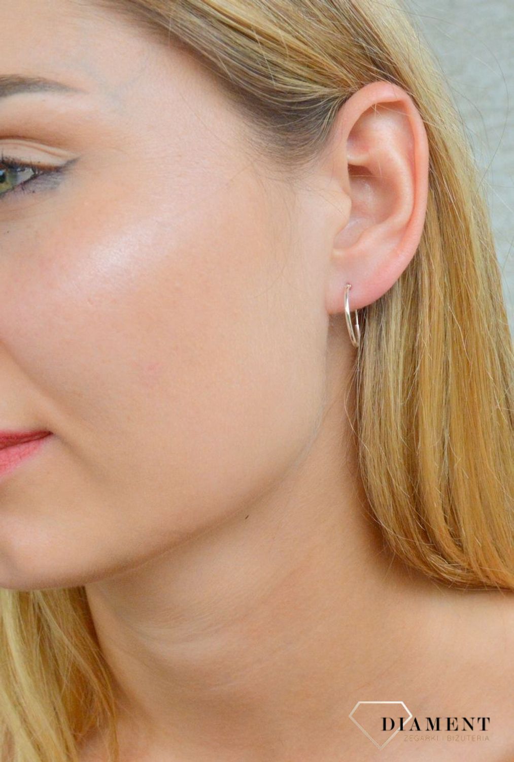 Srebrne kolczyki damskie 925 małe delikatne kółeczka 1,5 cm DIA-KLC-10284-925. Biżuteria srebrna. Delikatna biżuteria. Srebrne kolczyki. Kolczyki koła. Pomysł na prezent dla kobiety. Biżuteria damska..jpg