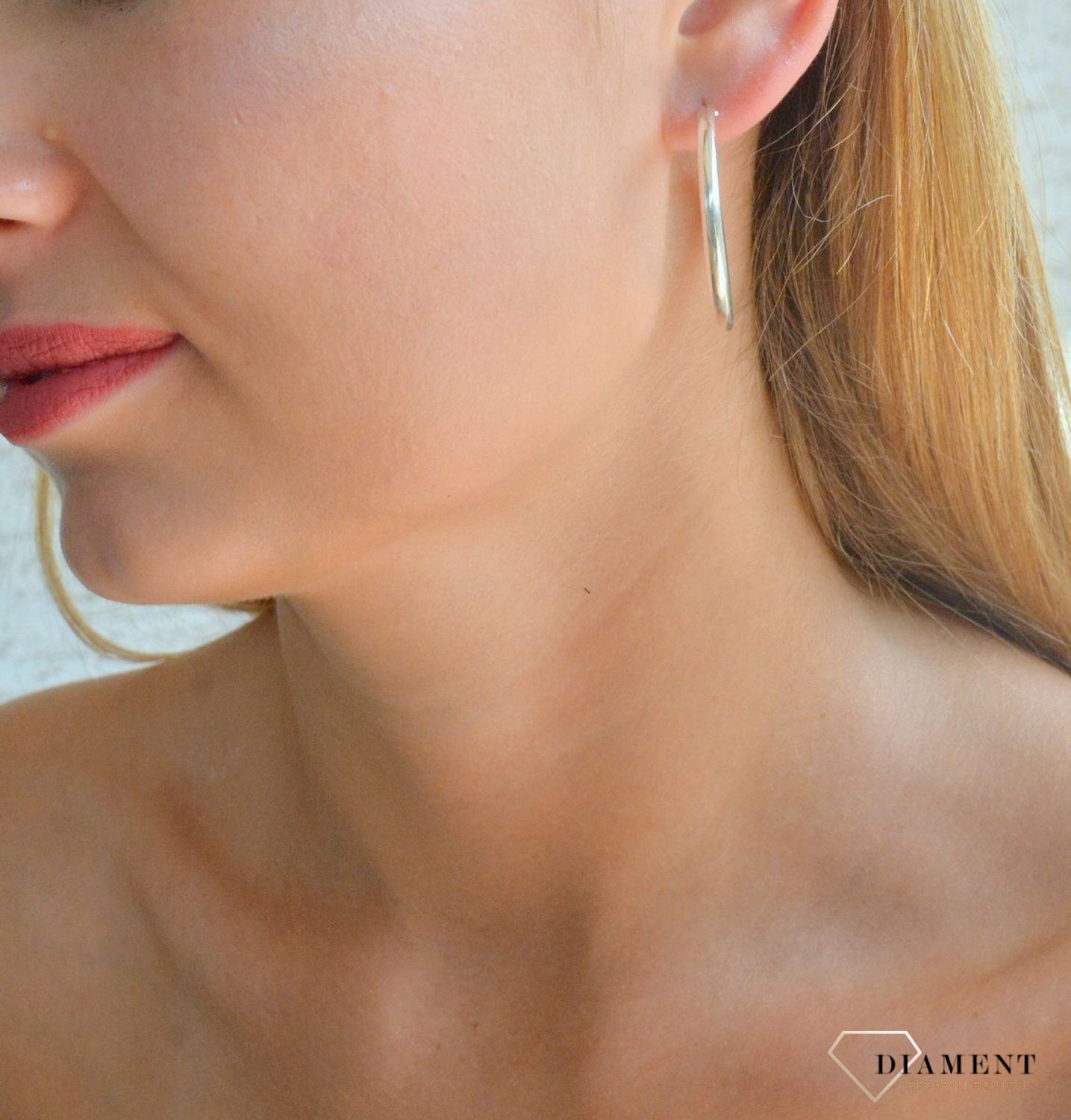 Srebrne kolczyki 925 klasyczne gładkie koła DIA-KLC-10286-925. Srebrne kolczyki damskie. Srebrne kolczyki koła. Srebrne koła klasyczne. Srebrne klasyczne kolczyki gładkie koła. Srebrne kolczyki koła idealna na prezent..jpg