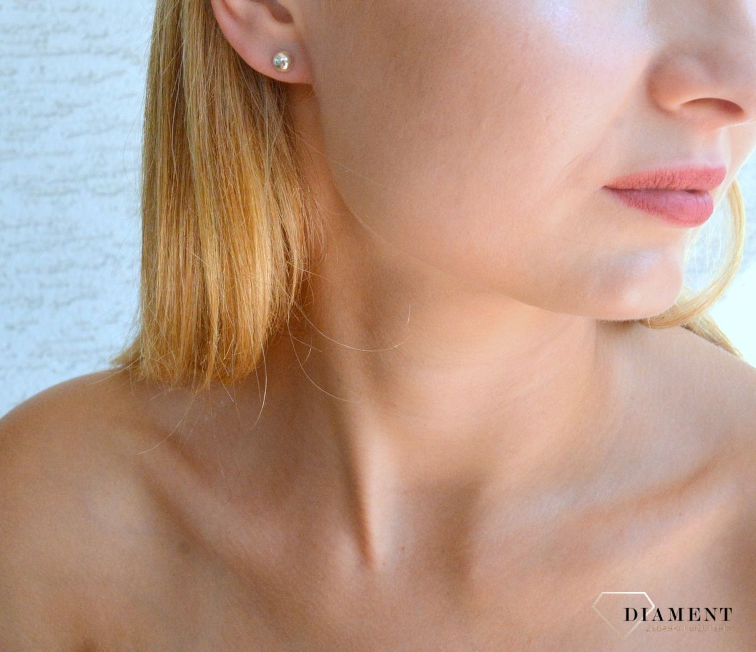 Srebrne kolczyki damskie na sztyft kulki DIA-KLC-10296-925. Srebrne kolczyki damskie. Srebrne kolczyki idealne na prezent. Srebrne kolczyki wkrętki półkule. Srebrne kolczyki klasyczne wkrętki..jpg