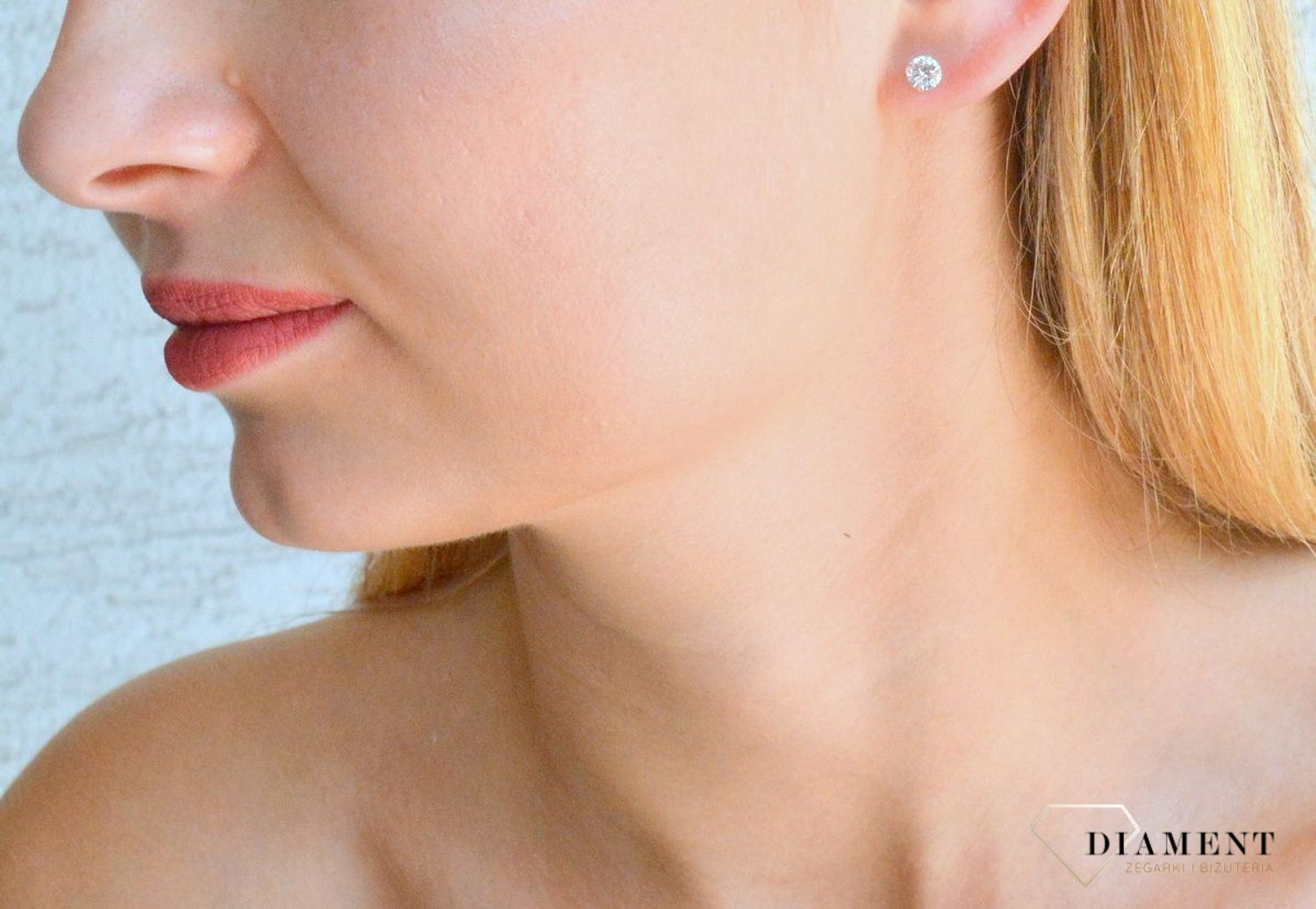 Srebrne kolczyki damskie wkrętki z okrągłą cyrkonią DIA-KLC-10341-925. Srebrne kolczyki damskie. Srebrne kolczyki wkrętki. Srebrne kolczyki damskie z cyrkonią. Kolczyki srebrne na sztyft..jpg