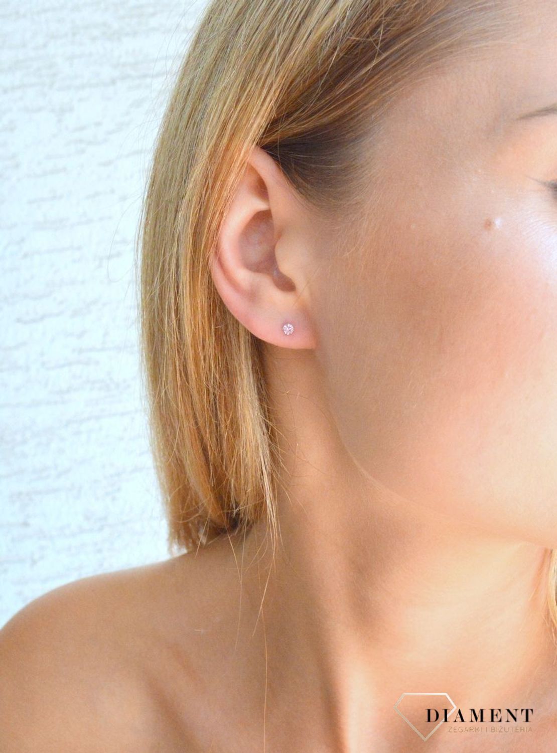 Srebrne kolczyki damskie wkrętki z różową cyrkonią DIA-KLC-10345-925. Srebrne kolczyki damskie. Srebrne kolczyki wkrętki. Srebrne kolczyki damskie z cyrkoniami. Kolczyki srebrne z cyrkonią na prezent..jpg