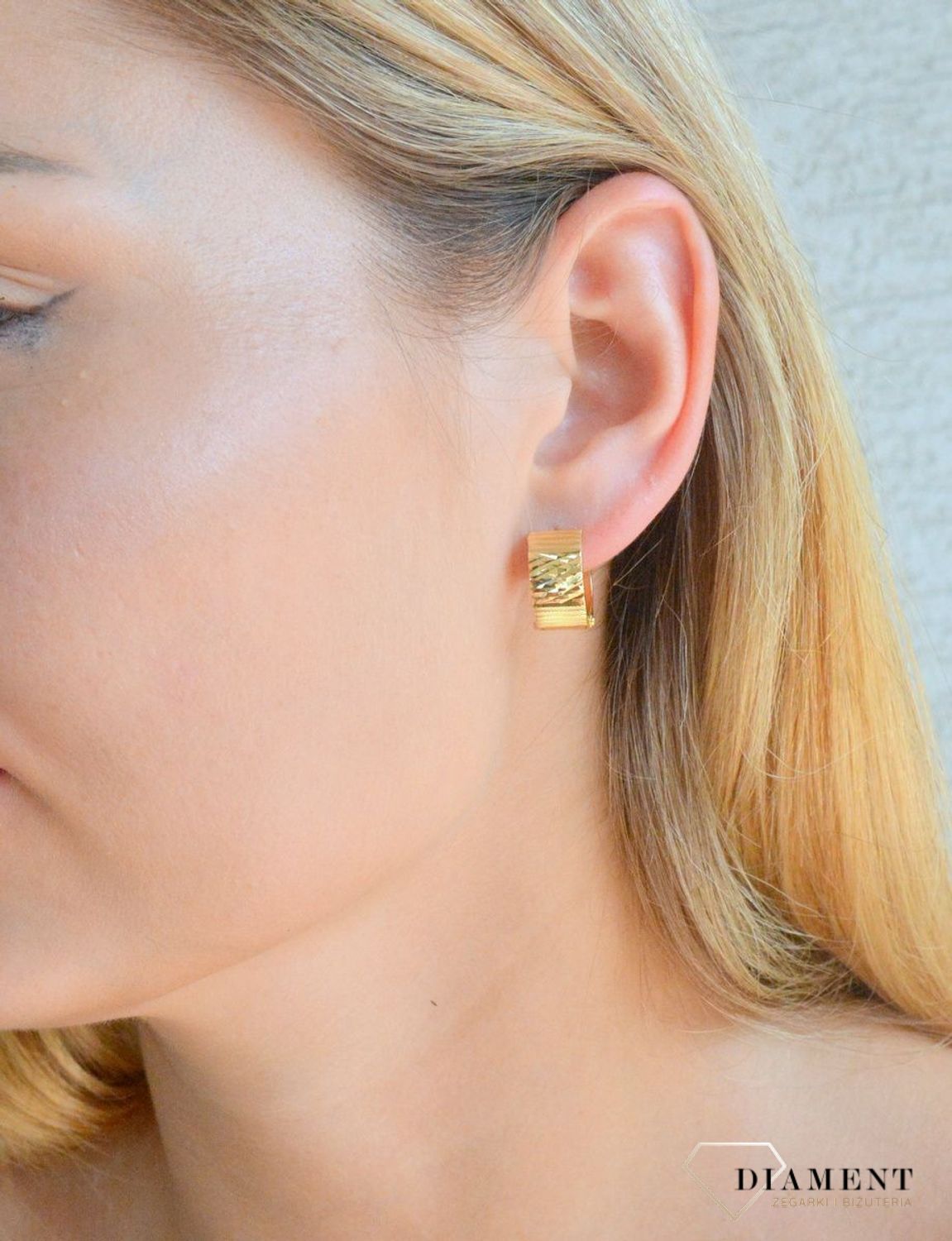 Złote kolczyki koła  Oryginalny grawer  585 DIA-KLC-10374-585.jpg