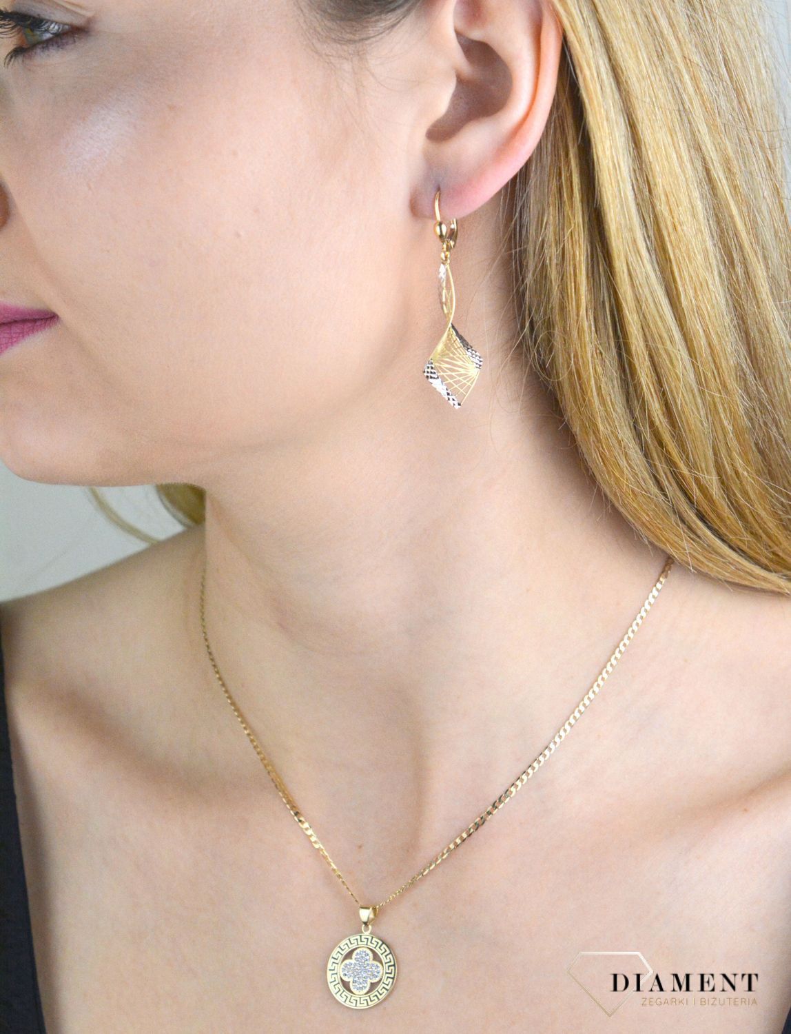 Kolczyki damskie złote Wiszące kolczyki zawinięte złote czworokąty 585 DIA-KLC-10436-585 (2).jpg