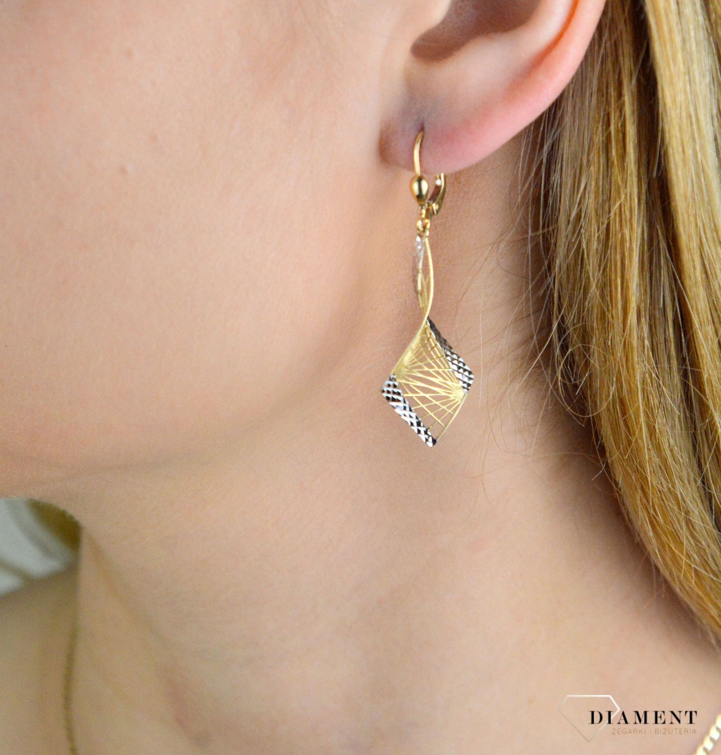 Kolczyki damskie złote Wiszące kolczyki zawinięte złote czworokąty 585 DIA-KLC-10436-585 (2).jpg