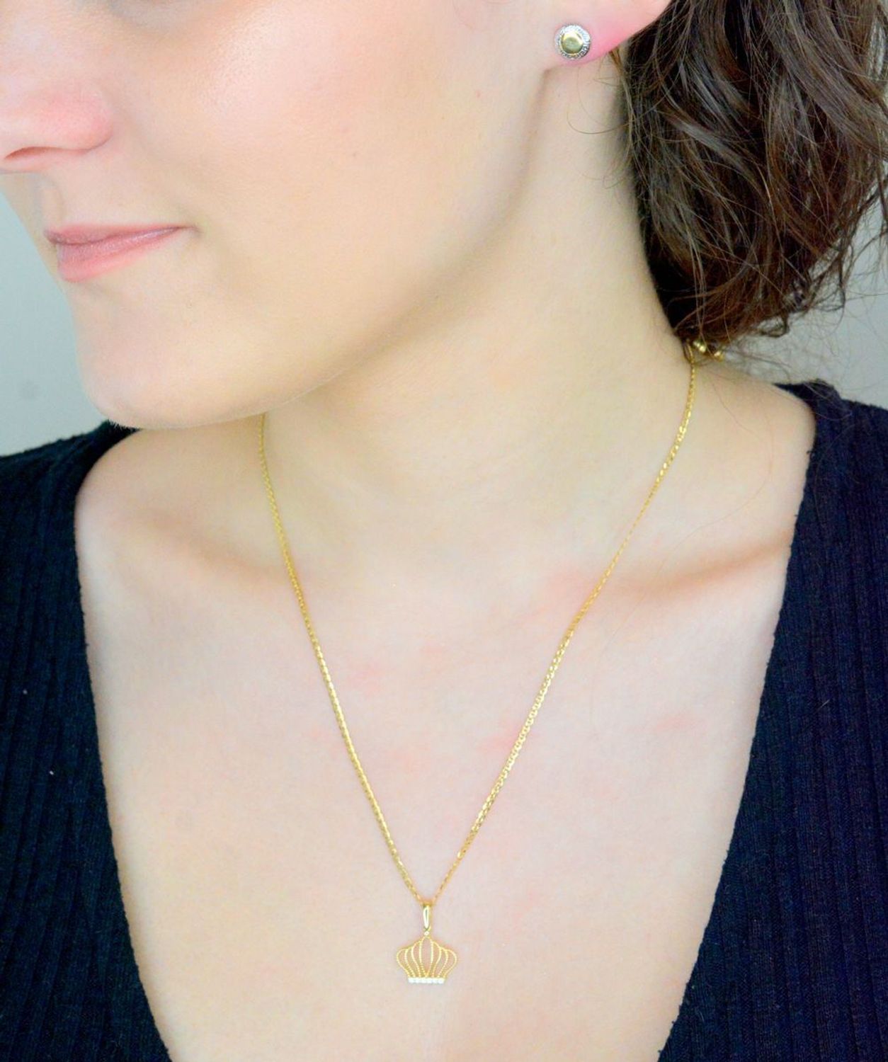 Złote kolczyki okrągłe, droga grecka z cyrkoniami próba 585, DIA-KLC-1053-585.  Kolczyki złote dla kobiety. Kolczyki złote z wyższej próby 585.  Na prezent. Złote 1.jpg