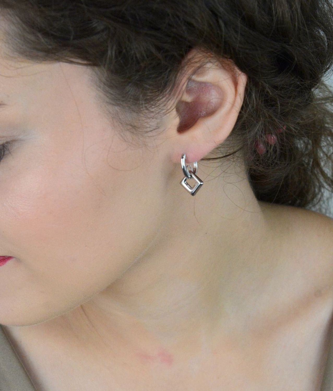 Kolczyki srebrne damskie DIA-KLC-10557-925  Geometryczne  Próba 925  Zapięcie angielskie.jpg