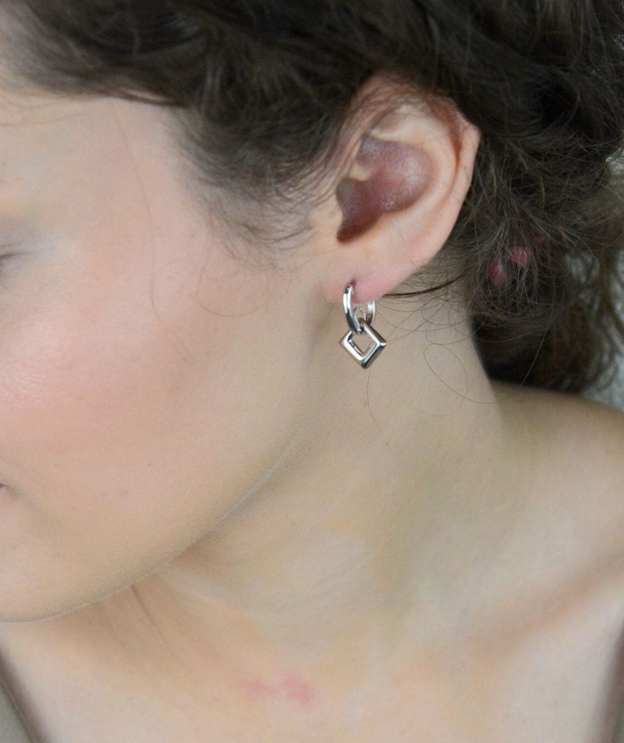 Kolczyki srebrne damskie DIA-KLC-10557-925  Geometryczne  Próba 925  Zapięcie angielskie.jpg