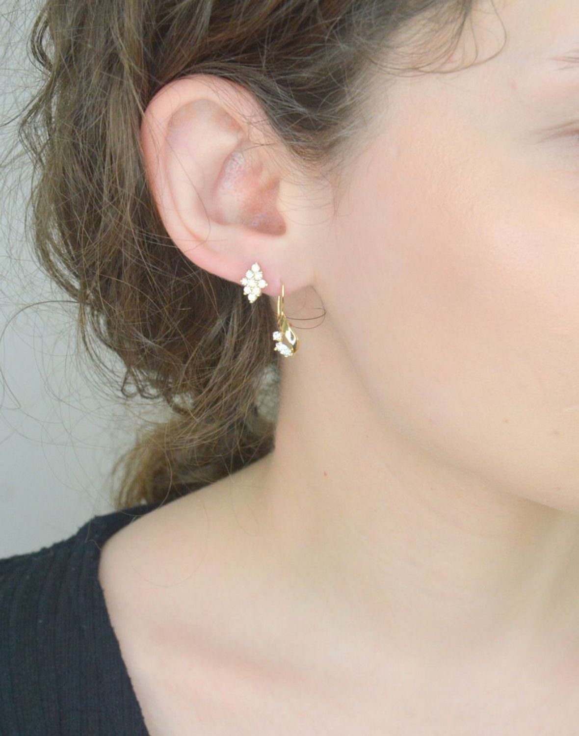 Kolczyki złote wkrętki z cyrkoniami, próba 585 DIA-KLC-1056-585. Kolczyki złote wkrętki. Złote kolczyki na sztyft. Małe złote kolczyki. Pomysł na prezent dla kobiety. Kolczyki na prezent.1.jpg