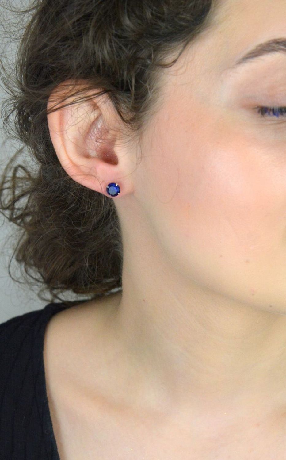 Kolczyki srebrne z granatową cyrkonią 925, DIA-KLC-10563-925.jpg