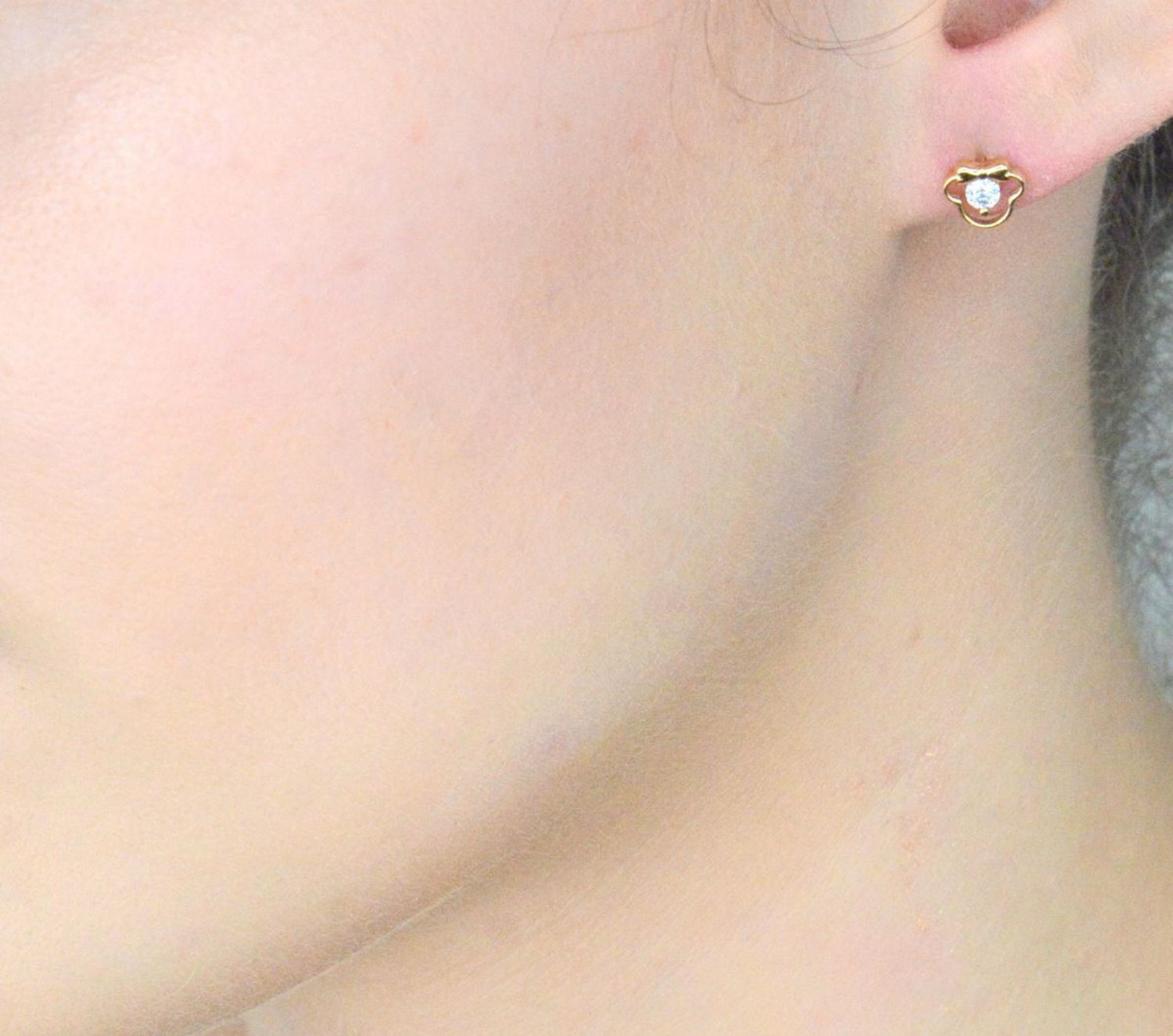 Kolczyki złote myszka miki cyrkonie pr 585, DIA-KLC-1057-585 Złote kolczyki wykonane z najwyższej jakości 14 karatowego złota. Biżuteria dla dziewczynki w formie myszki miki z cyrkonią.1.jpg