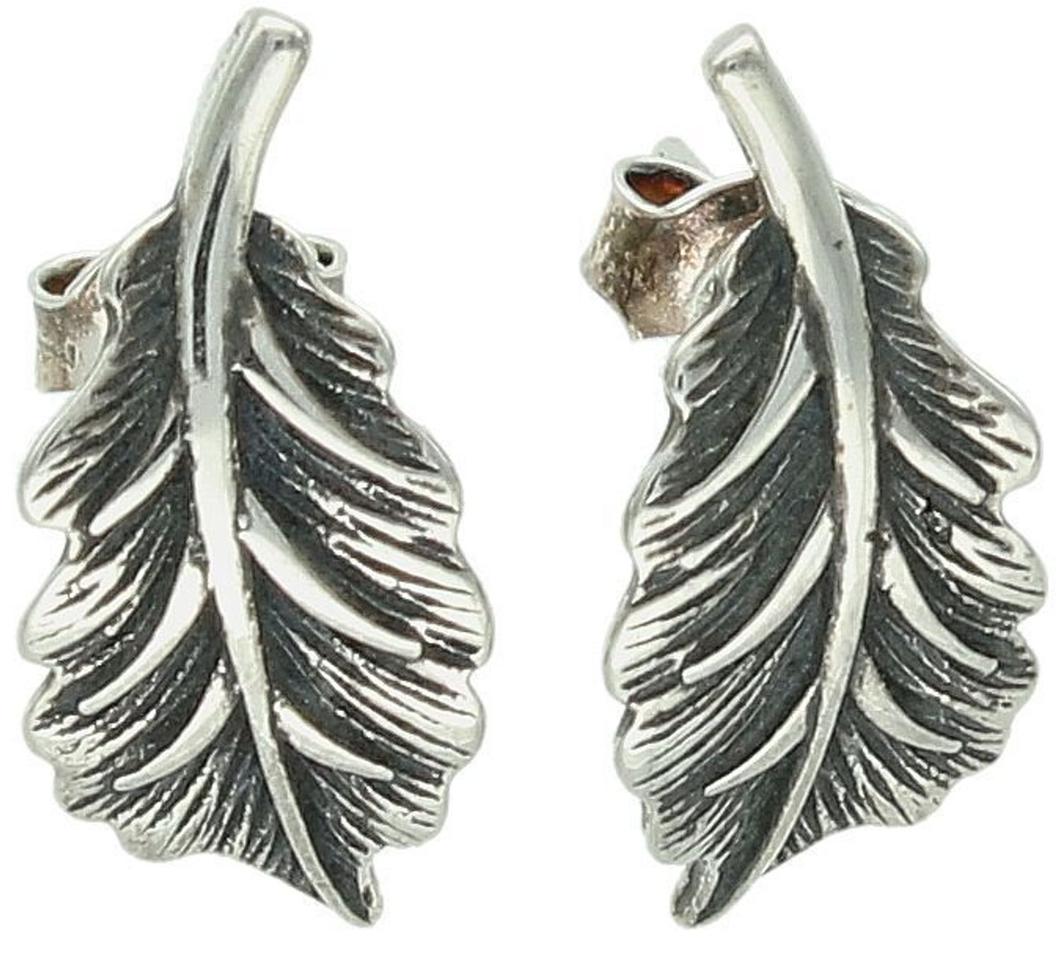 Kolczyki srebrne próba 925, listki oksydowane DIA-KLC-10580-925 Subtelne kolczyki w kształcie oksydowanych listek, wykonane z wysokiej jakości srebra próby 925, to doskonały 1.jpg