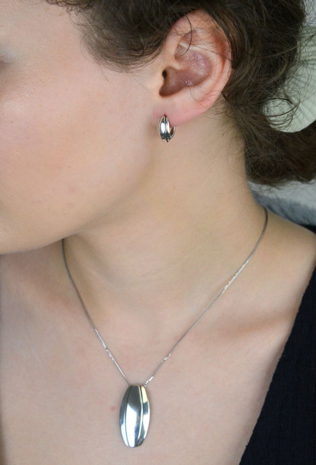 Srebrne kolczyki damskie 925 zapięcie angielskie DIA-KLC-10582-925.jpg