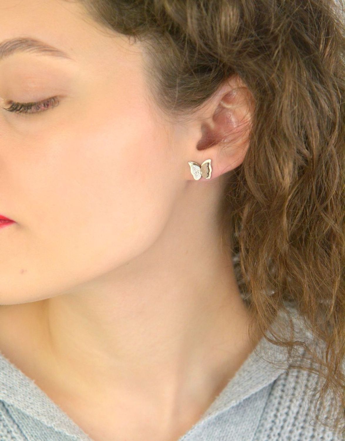 Kolczyki srebrne 925 - Trójwymiarowe motylki na sztyft DIA-KLC-10696-925.jpg