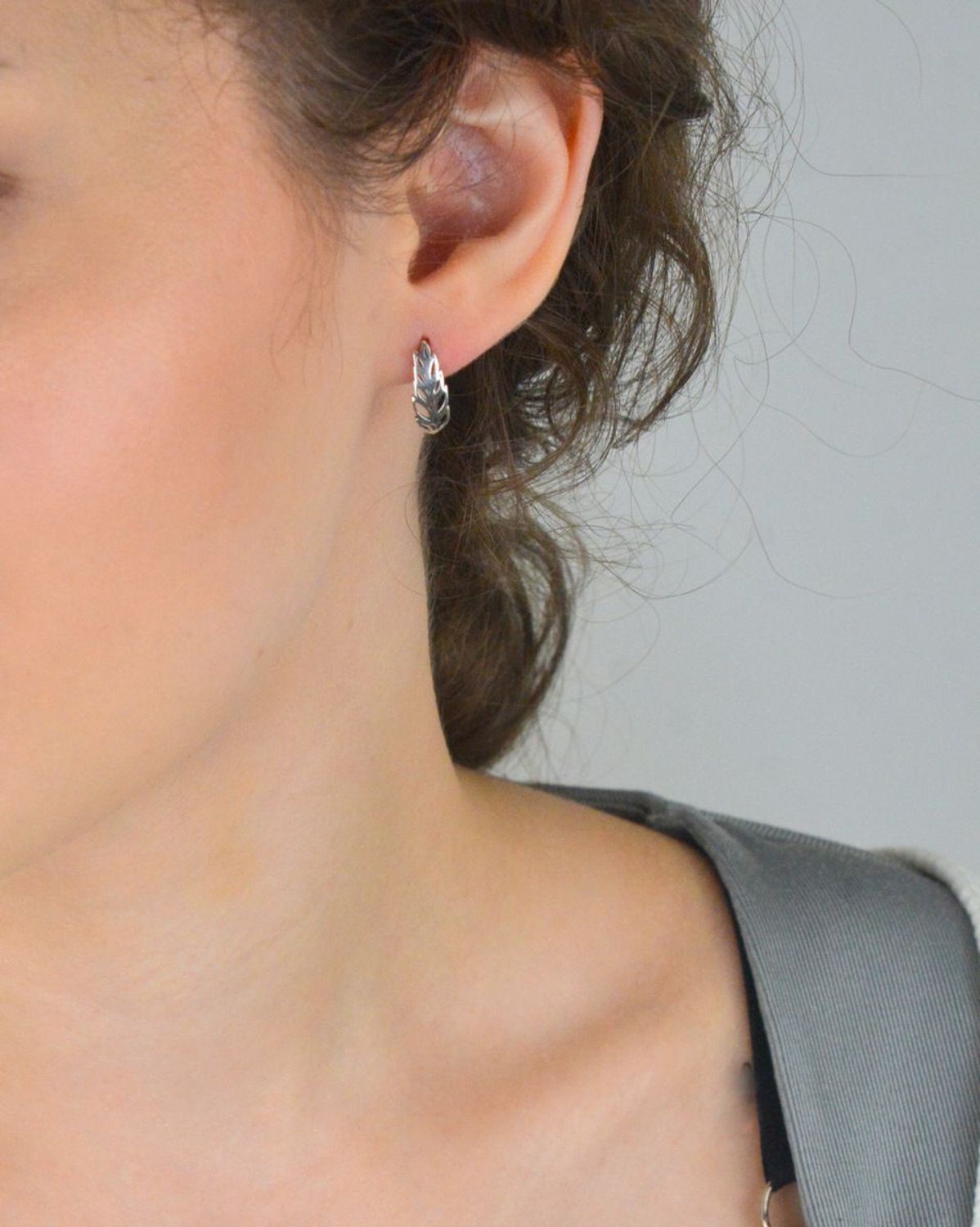 srebrne kolczyki 925, kolczyki listki, kolczyki angielskie zapięcie, kolczyki damskie srebro, kolczyki srebrne eleganckie, kolczyki DIA-KLC-10718-925, biżuteria srebrna 925, srebrne 1.jpg