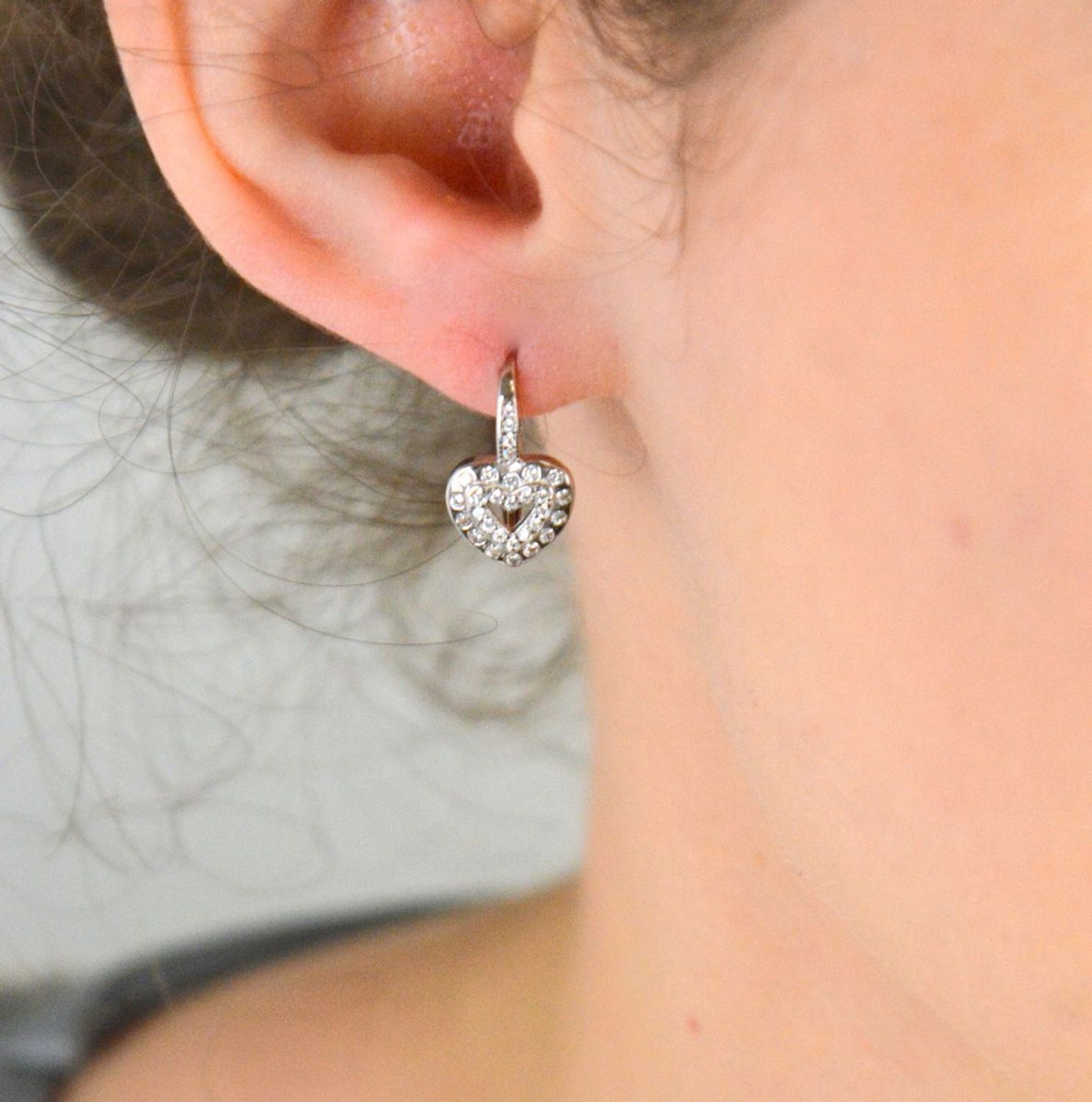 Kolczyki srebrne Serduszka białe cyrkonie DIA-KLC-10725-925.jpg