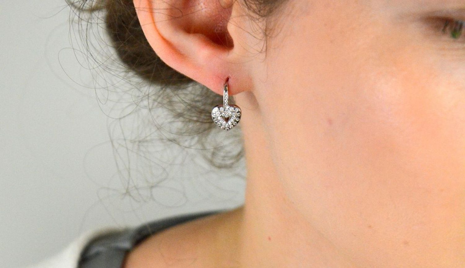 Kolczyki srebrne Serduszka białe cyrkonie DIA-KLC-10725-925.jpg