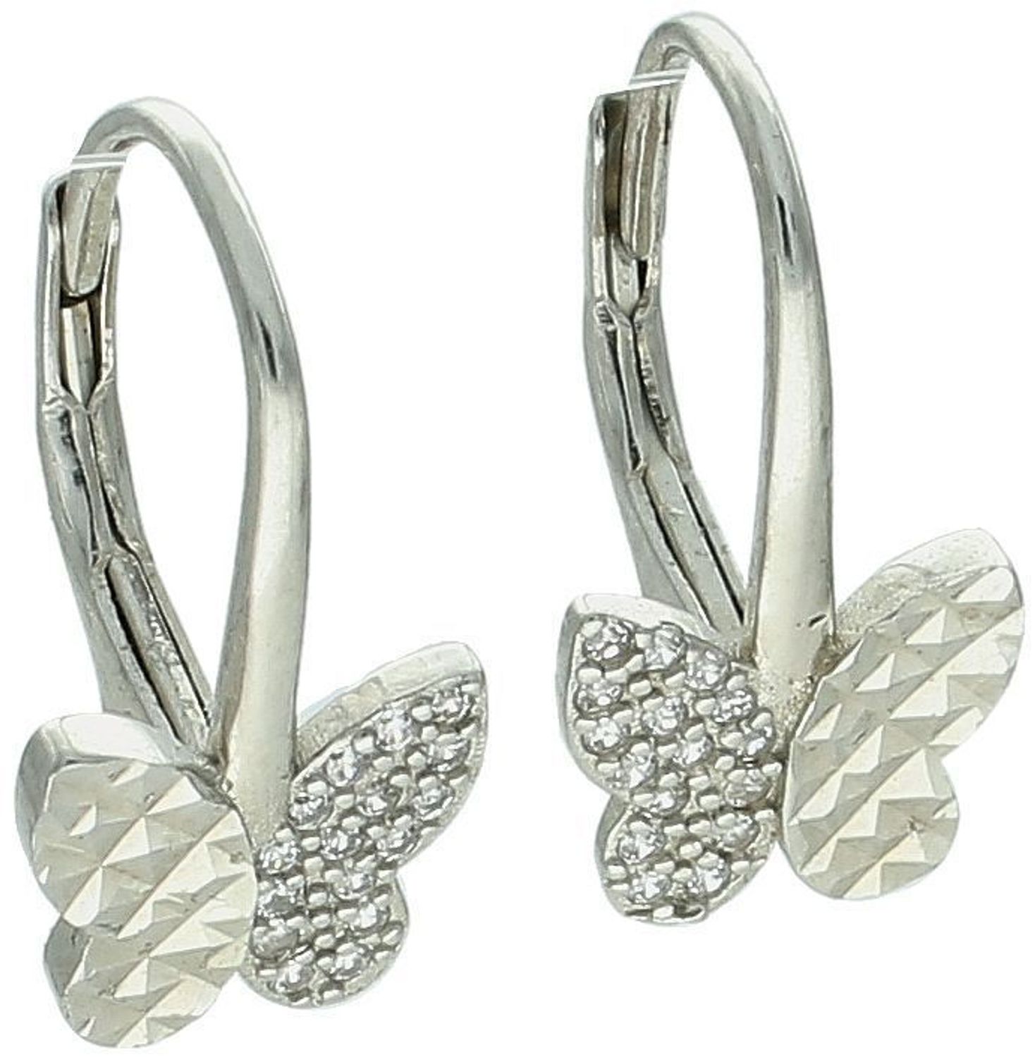 Srebrne kolczyki dziecięce motylki z cyrkoniami i grawerowaniem  Pr. 925  1,5 cm Kolczyki dziecięce w kształcie motyli z jednym skrzydłem wysadzanym białymi cyrkoniami, a drugim grawerowanym. 1.jpg
