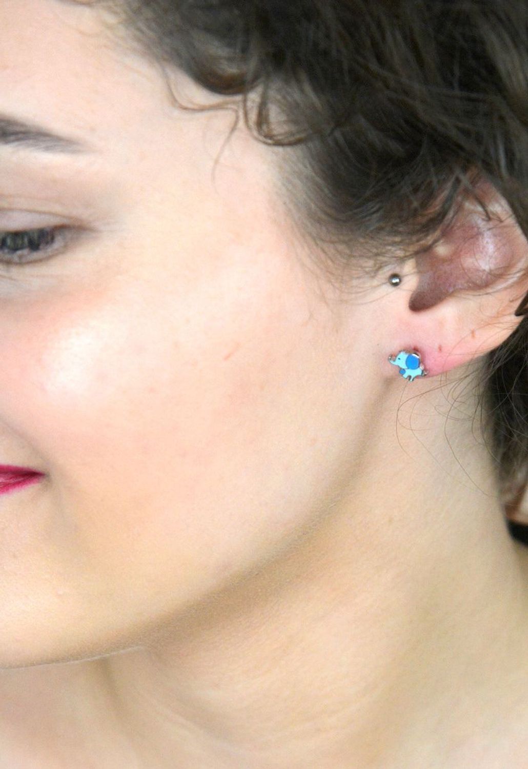 Kolczyki srebrne Niebieskie słoniki na sztyft, próba 925 DIA-KLC-10781-925.  Dziecięca srebrna biżuteria będzie idealnym pomysłem na prezent. Kolorowe kolczyki dla dziewczynki. 1.jpg