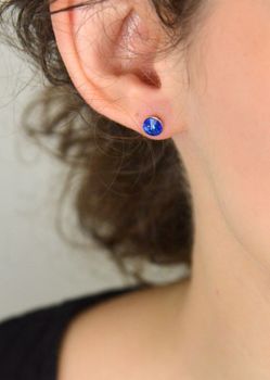 Kolczyki srebrne niebieskie kryształki Swarovski 925, DIA-KLC-10853-925. Kolczyki ozdobione różowymi kryształkami to idealny prezent dla każdej kobiety. Srebrne kolczyki wkrętki (3).JPG