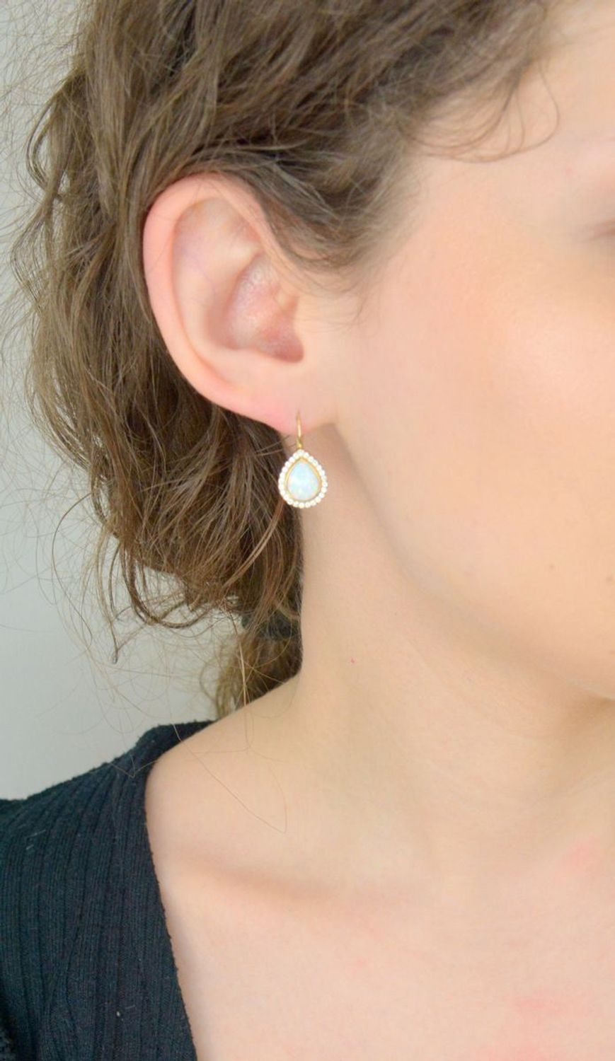 Złote kolczyki damskie 585 z kamieniem naturalnym opal DIA-KLC-11045-585 Au 585.jpg