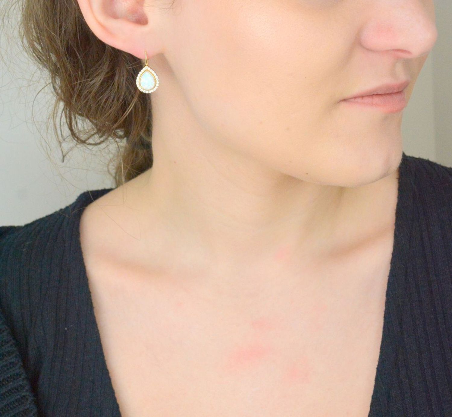 Złote kolczyki damskie 585 z kamieniem naturalnym opal DIA-KLC-11045-585 Au 585.jpg