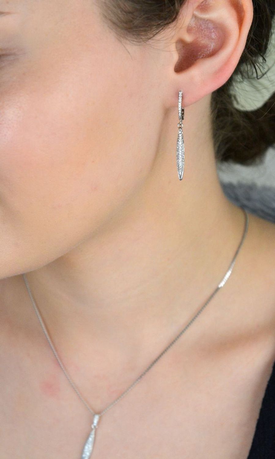 Kolczyki damskie wiszące z cyrkoniami próba 925, DIA-KLC-11178-925.jpg