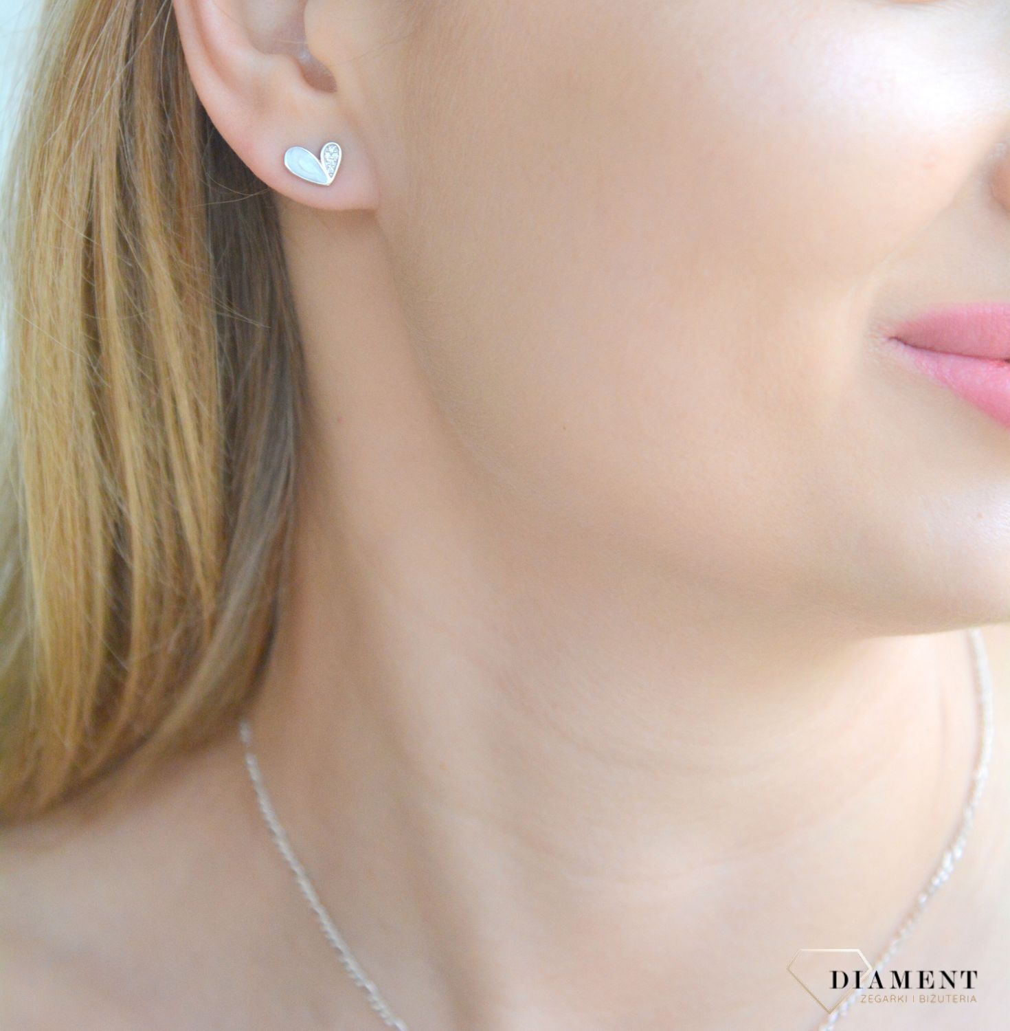 Srebrne kolczyki damskie 925 wkrętki serca z masą perłową DIA-KLC-11265-925.jpg