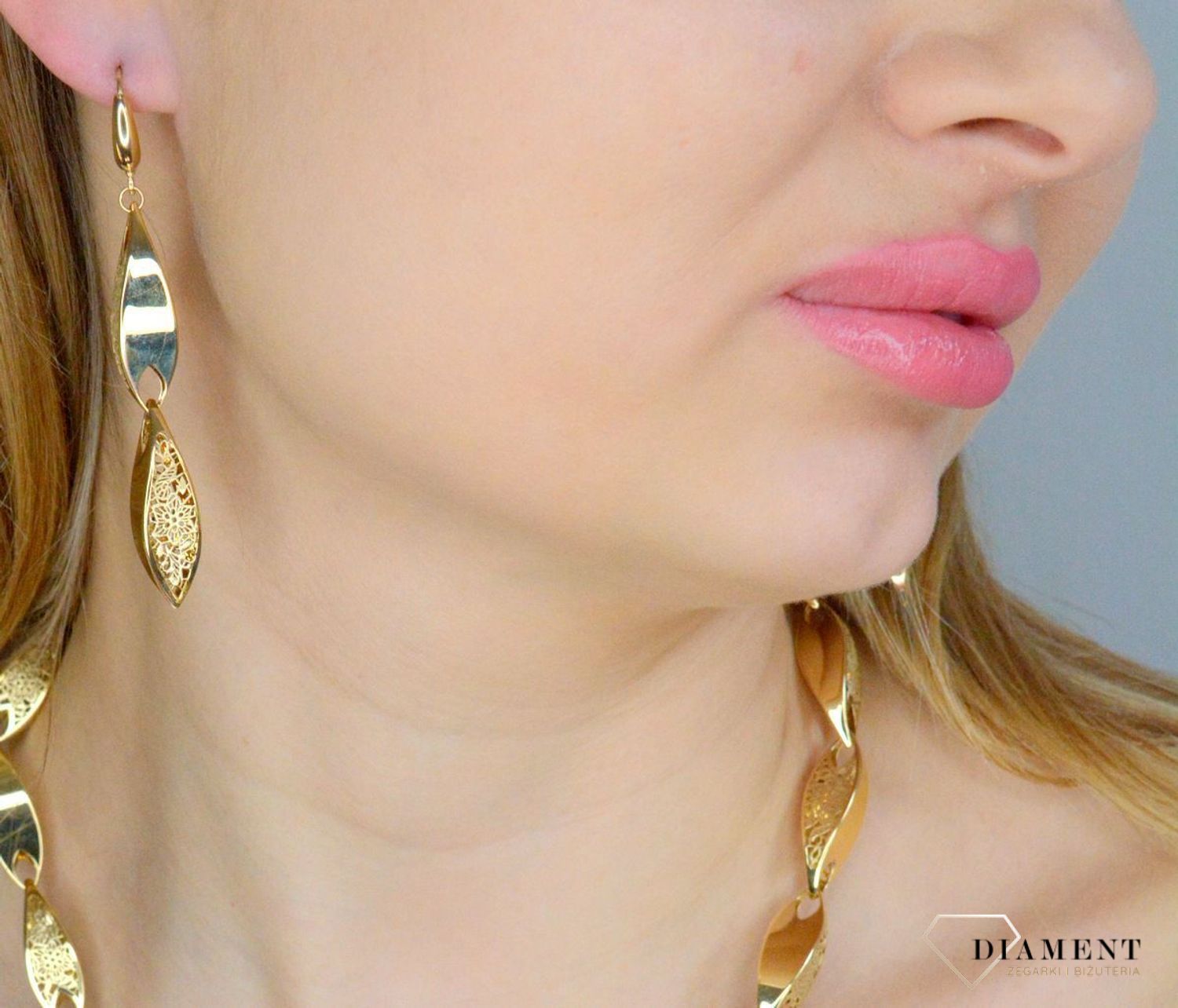 Złote kolczyki damskie 585 wiszące ażurowe DIA-KLC-11278-585. Złote kolczyki damskie. Złote kolczyki wiszące. Kolczyki złote wiszące. Kolczyki złote na bigiel. Kolczyki złote wiszące na prezent..jpg