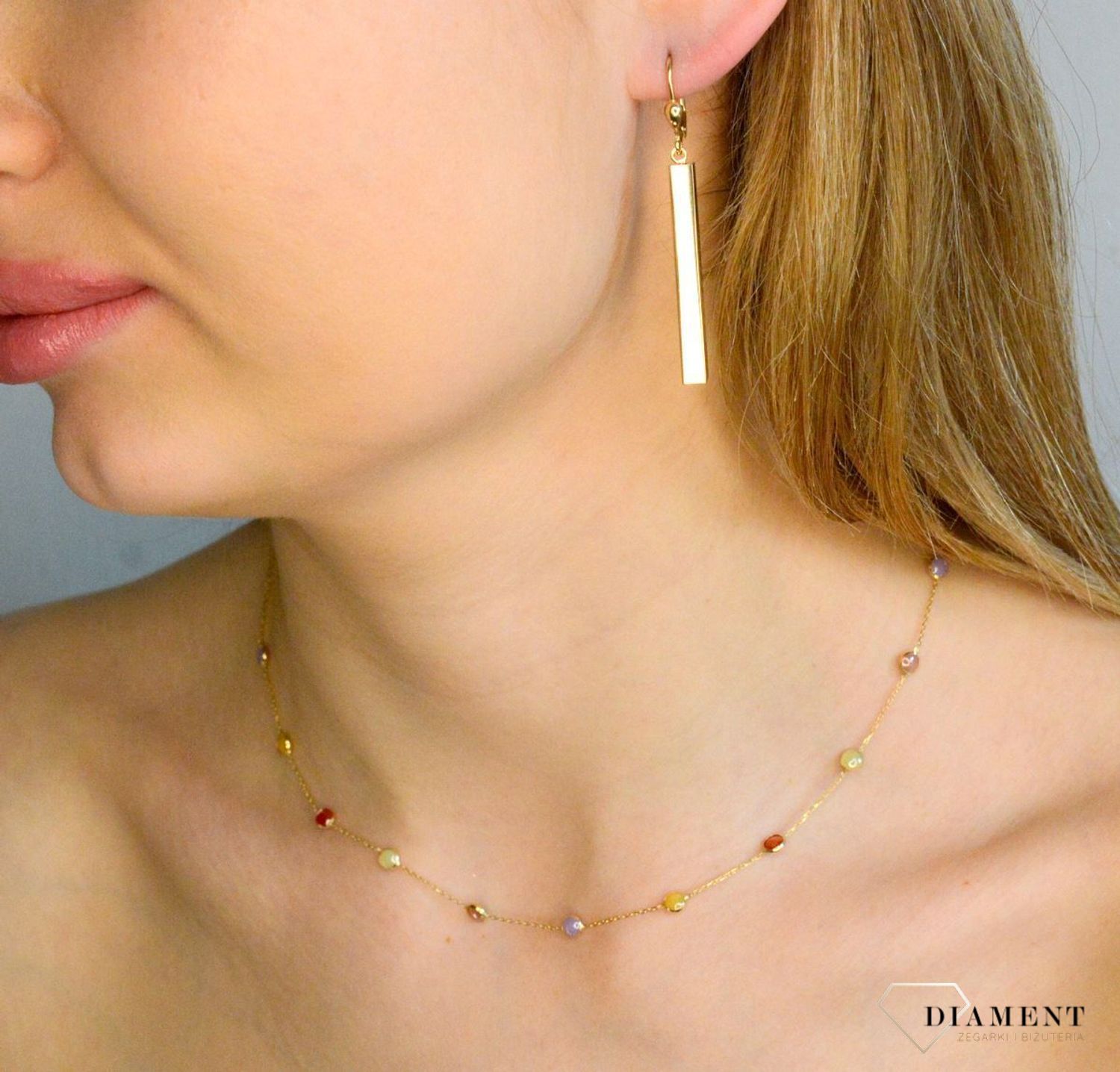 Złote kolczyki damskie 585 wiszące patyczki DIA-KLC-11290-585. Złote kolczyki damskie. Złote kolczyki wiszące. Kolczyki złote wiszące. Kolczyki złote na bigiel. Kolczyki złote wiszące na prezent..jpg