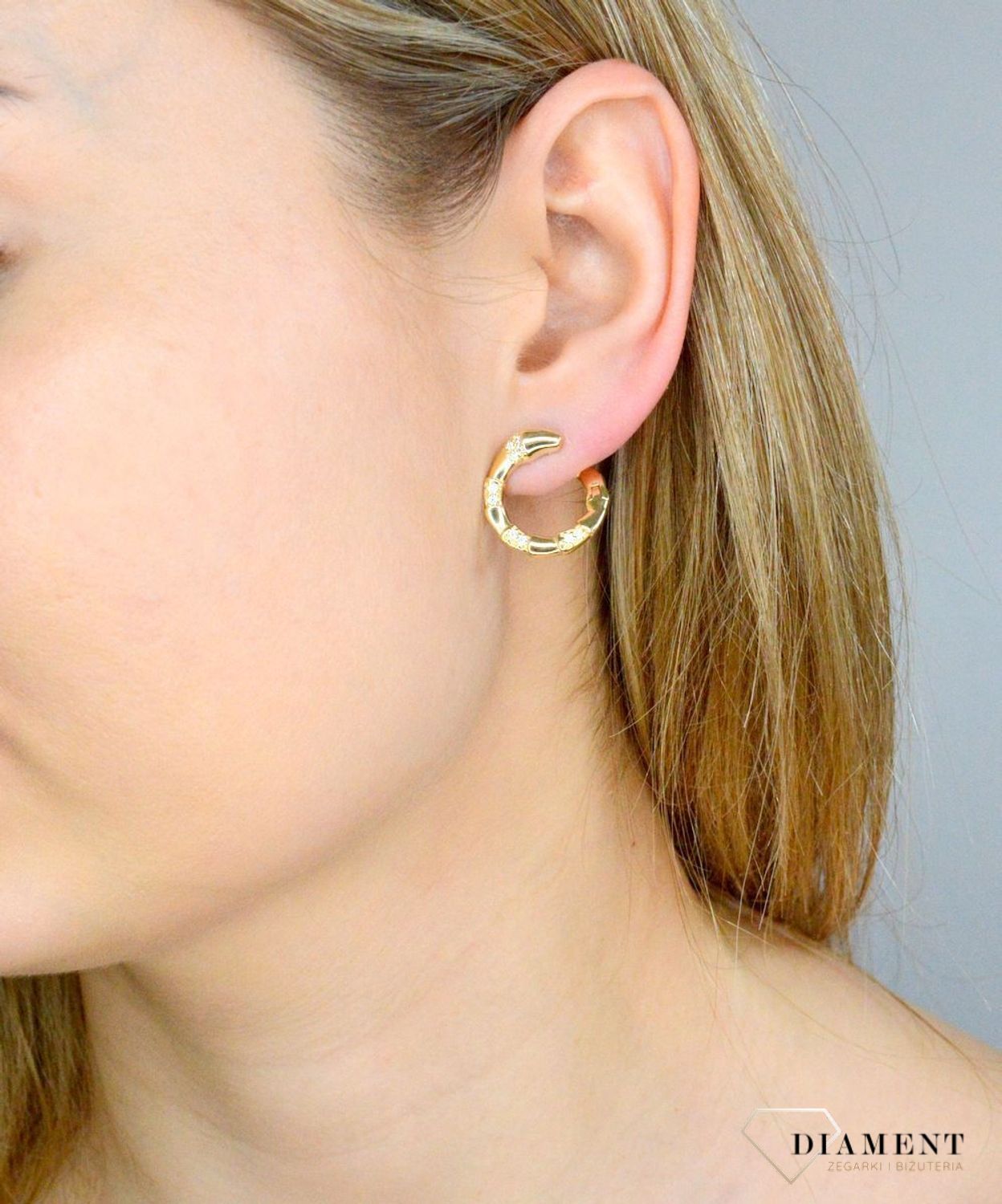 Kolczyki damskie złote 585 kółka z motywem węża DIA-KLC-11312-585. Złote kolczyki damskie. Kolczyki złote damskie kółka. Złote kolczyki koła. Kolczyki z motywem węża. Złote kolczyki damskie na prezent.  (2).jpg