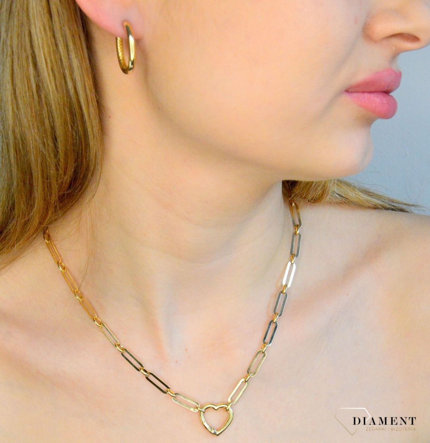 Kolczyki damskie złote 585 owalne gładkie kółka DIA-KLC-11313-585. Złote kolczyki damskie. Złote kolczyki owalne. Kolczyki złote owalne koła. Kolczyki złote damskie na prezent..jpg