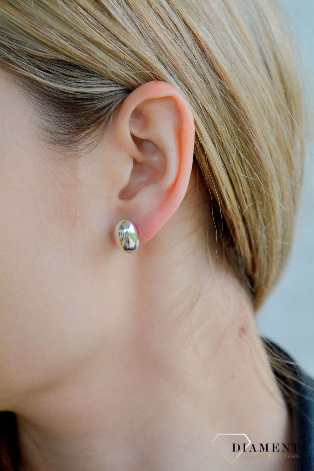 Srebrne kolczyki damskie 925 gładkie owalne wkrętki DIA-KLC-11371-925. Srebrne kolczyki damskie. Kolczyki srebrne gładkie. Gładkie srebrne wkrętki. Srebrne klasyczne kolczyki damskie na prezent.2.jpg