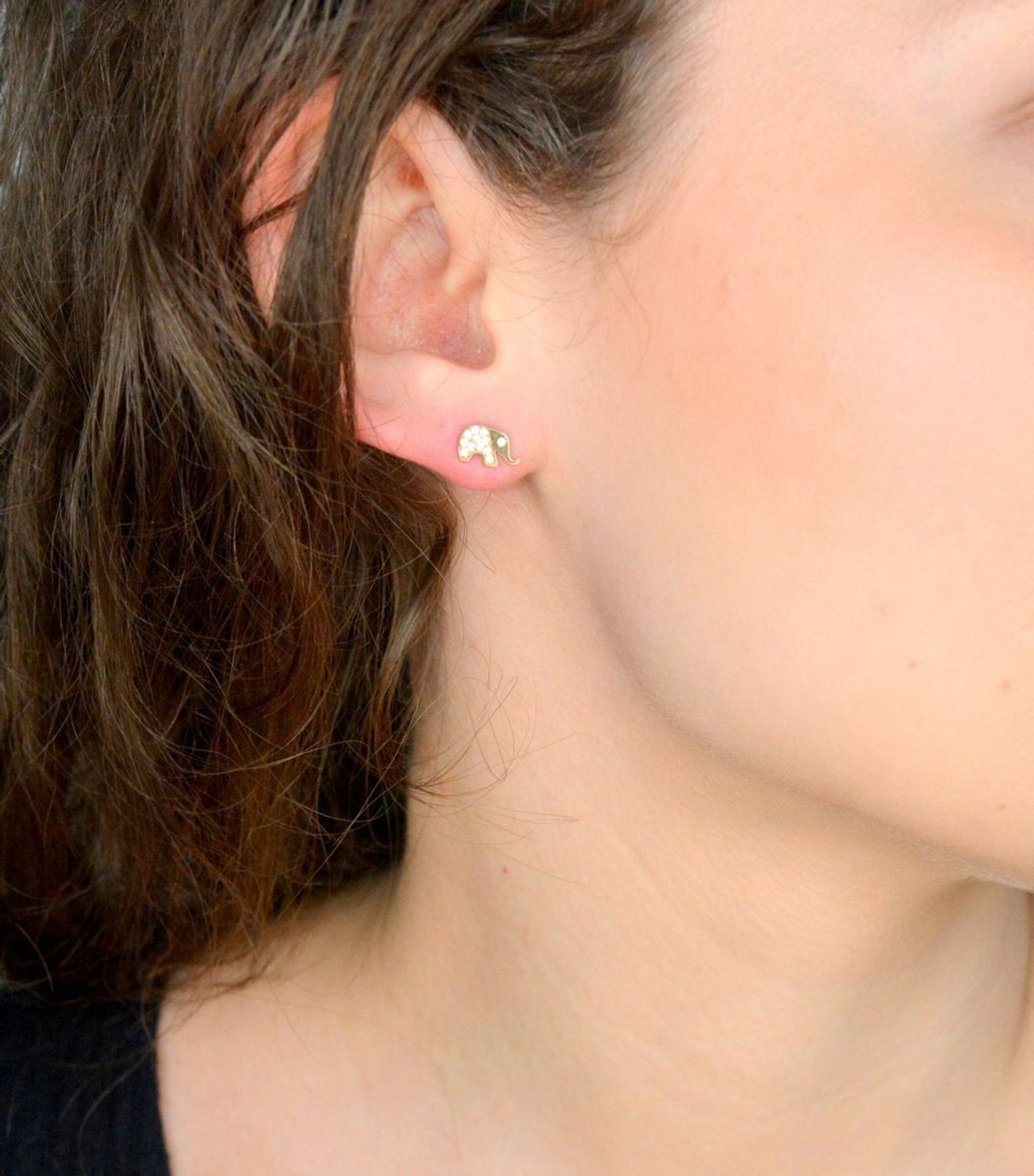 Złote kolczyki 333 Słonie na sztyft DIA-KLC-11382-333. Kolczyki złote dla dziewczynki na komunie. Kolczyki złote słoniki na prezent. Złote kolczyki dla dziecka. Kolczyki słonik na szczęście.1.jpg