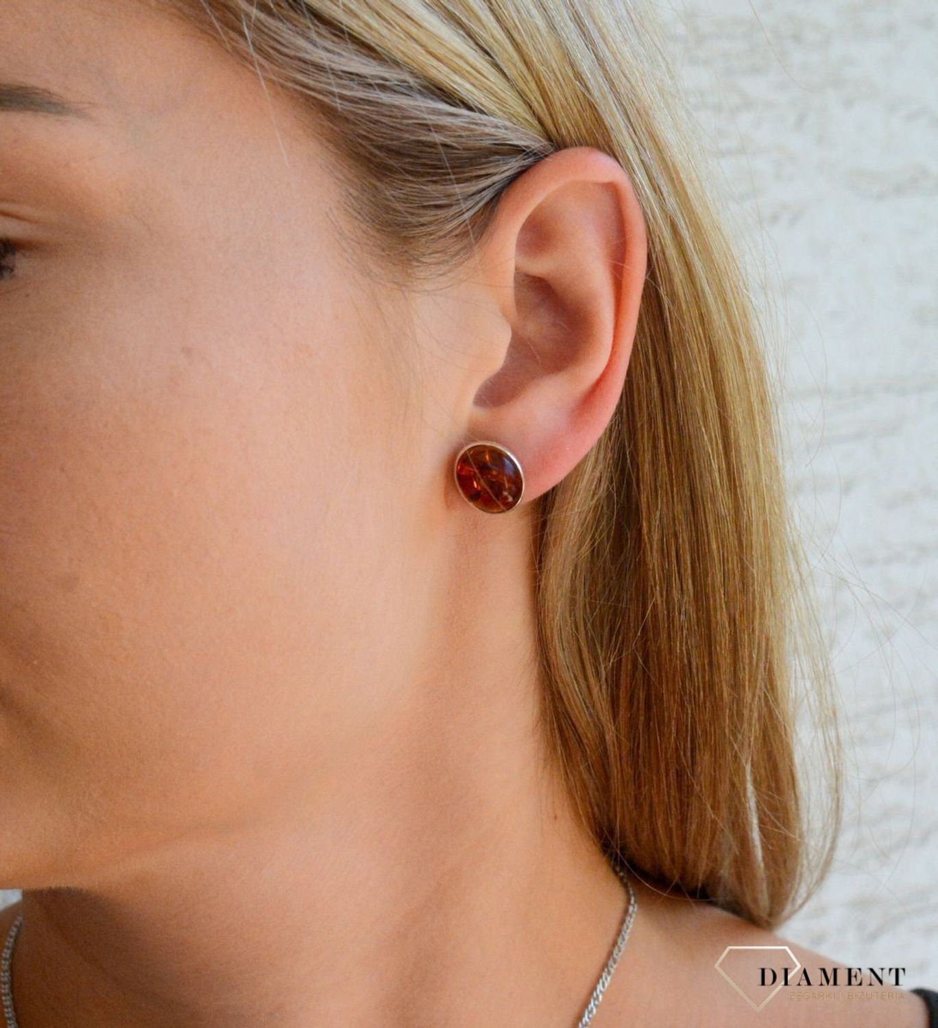 Srebrne kolczyki damskie z miodowym bursztynem 925 wkrętki DIA-KLC-11392-925.jpg