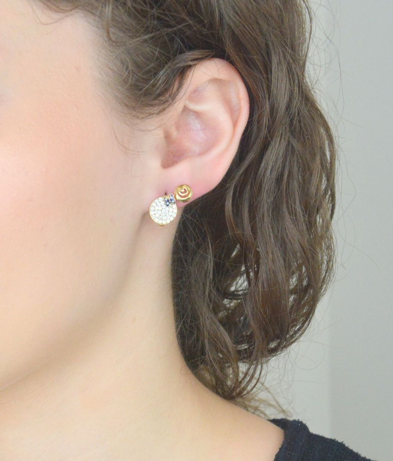 Złote kolczyki dla dziewczynki Kółka z cyrkoniami i motylkami DIA-KLC-11404-333.jpg